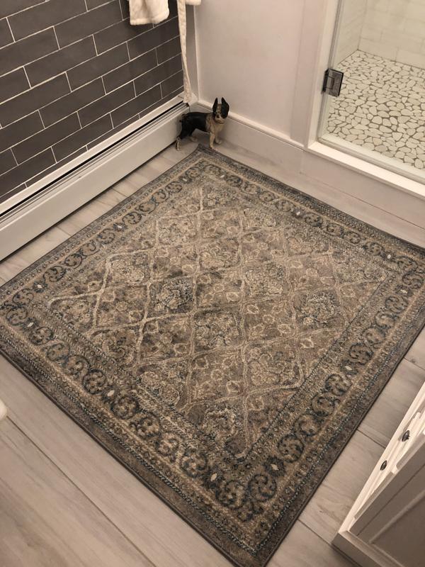 Customer photo for review titled "As advertised!!! Great rug! Great price."