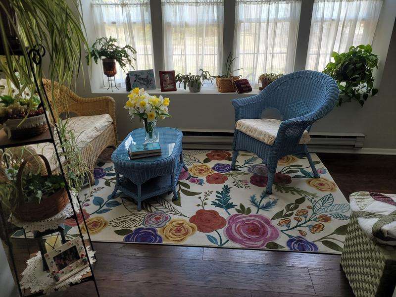 Customer photo for review titled "Love the COLOR!"