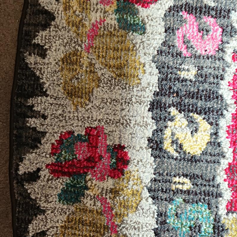 Customer photo for review titled "Great size and style- imperfect :("