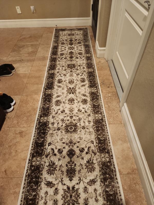 Customer photo for review titled "Love my new rug"