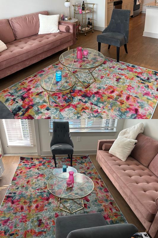 Customer photo for review titled "Beautiful rug but darker than photo"