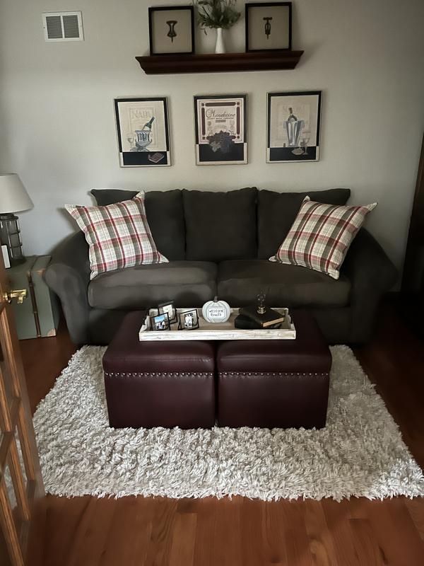 Customer photo for review titled "Soft and fluffy."