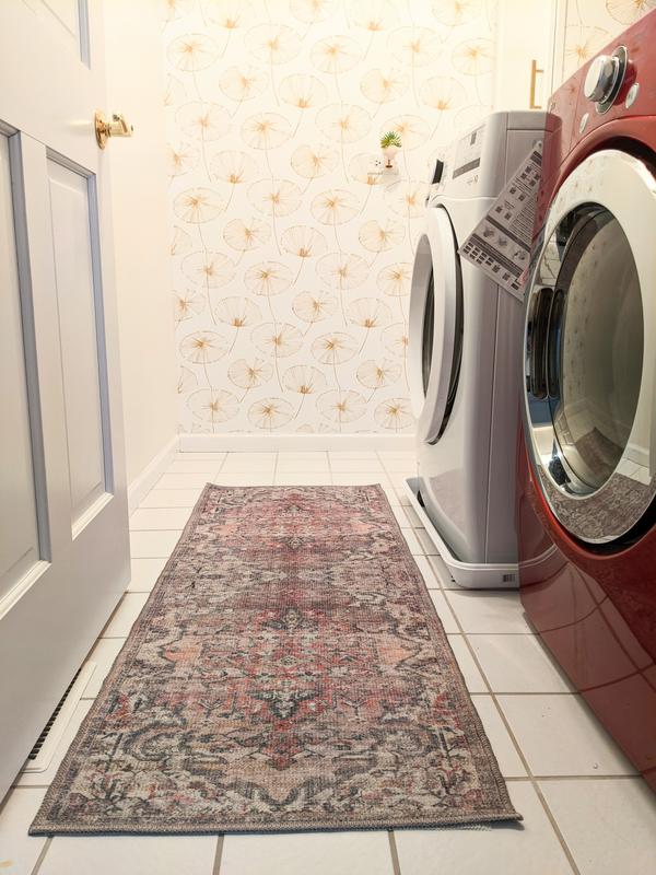 Customer photo for review titled "Beautiful runner rug"