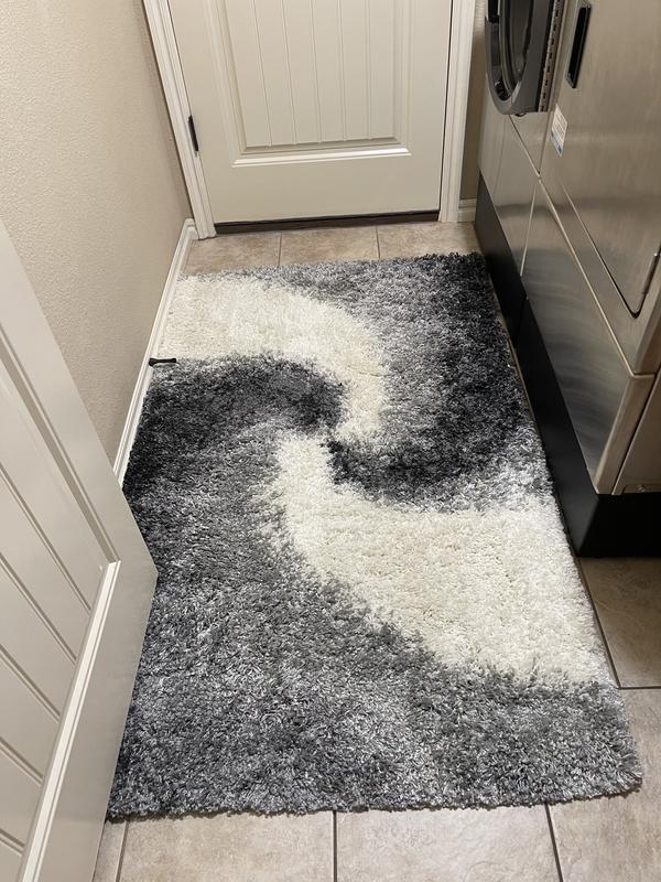 Customer photo for review titled "Rug"