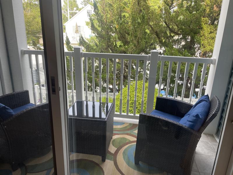 Customer photo for review titled "Colorful and Fun"