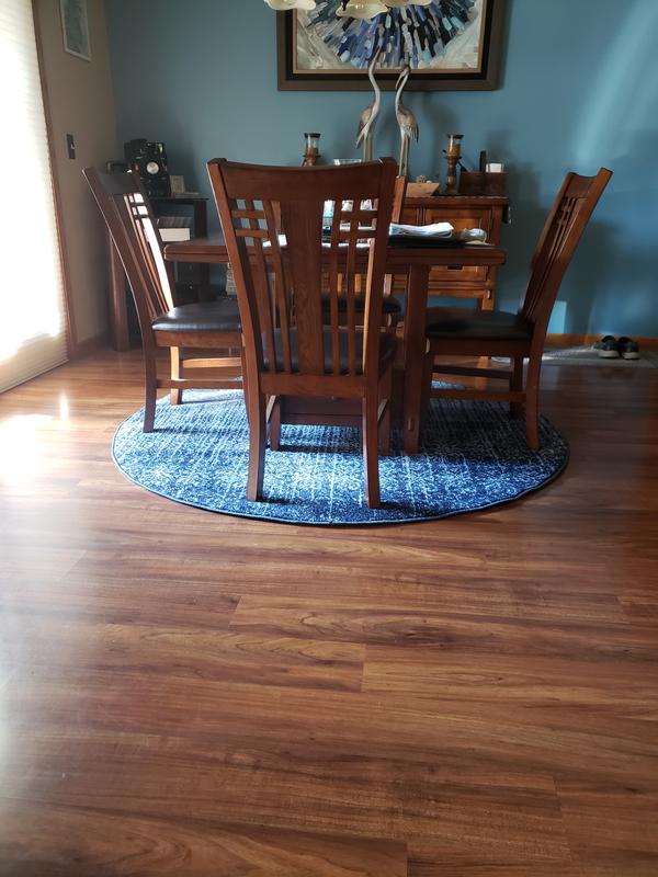 Customer photo for review titled "Round rug"