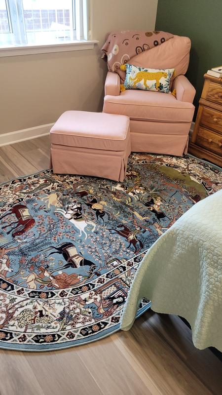 Customer photo for review titled "Beautiful intricate rug"