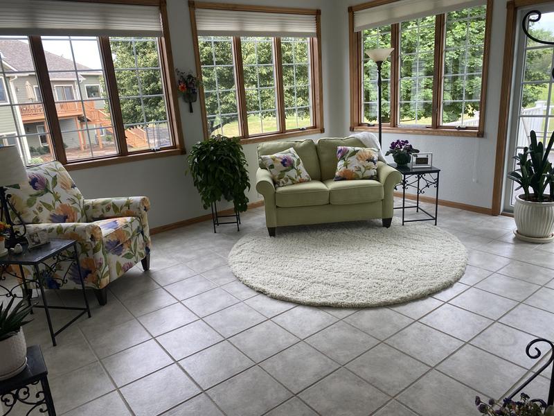 Customer photo for review titled "Nice rug"