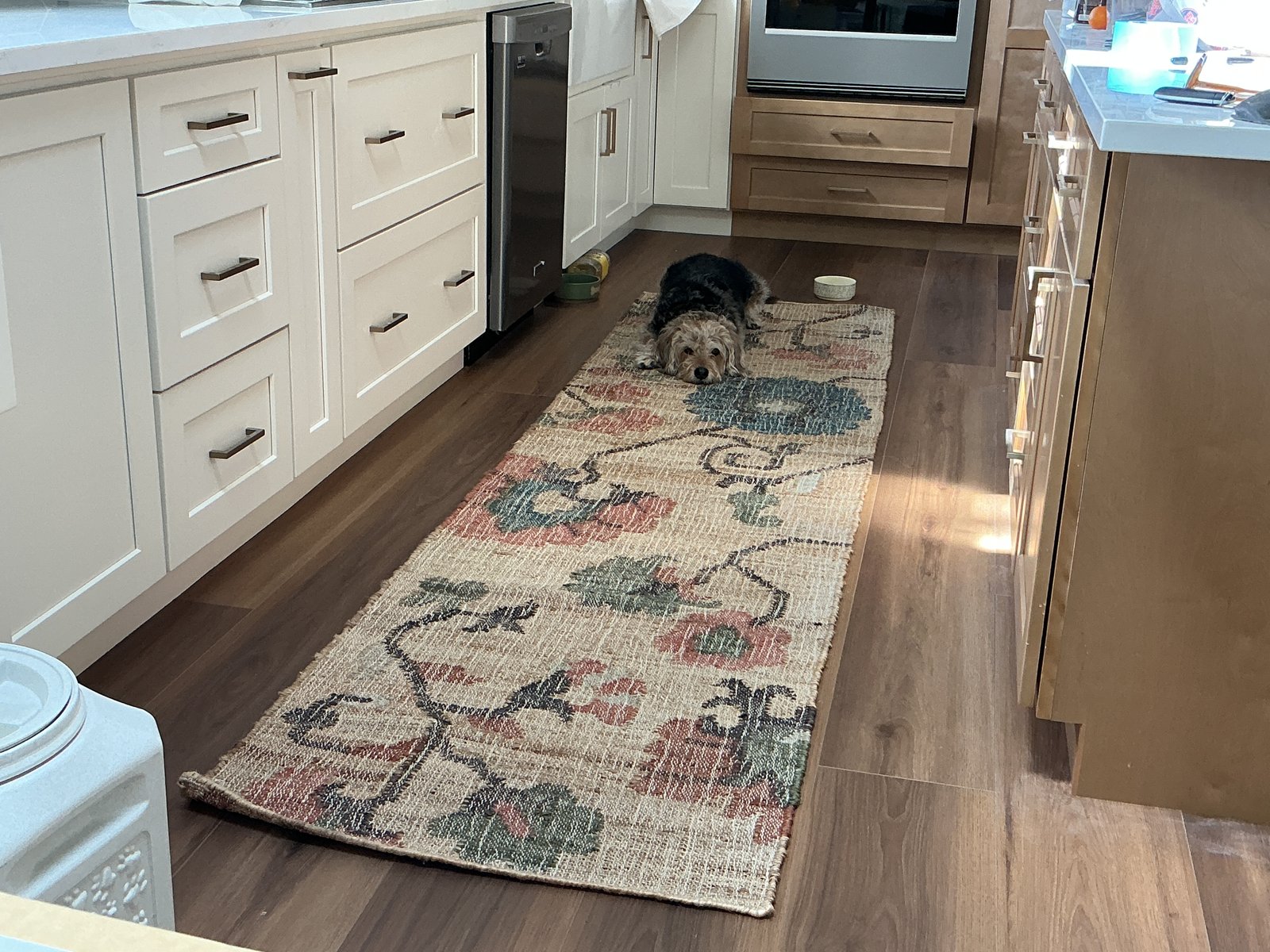 Customer photo for review titled "Beautiful runner."