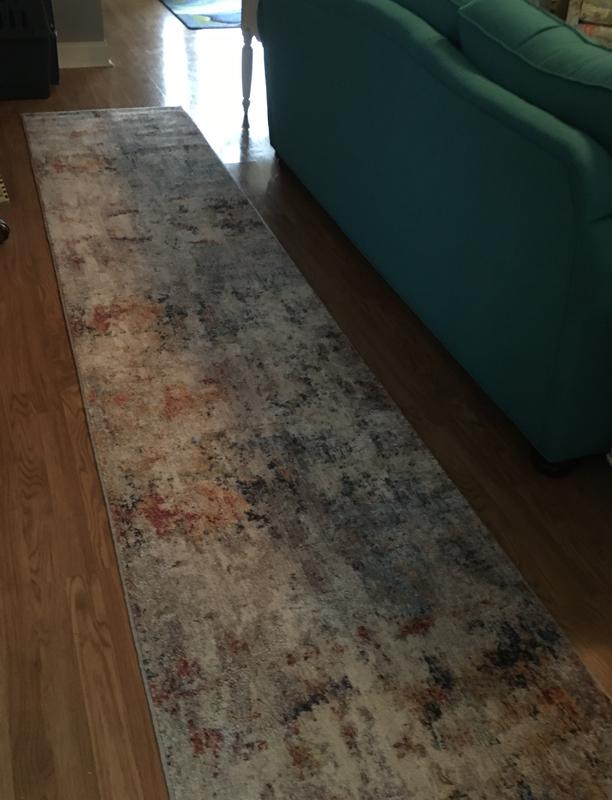 Customer photo for review titled "Rugs.com never disappoints ❤️"