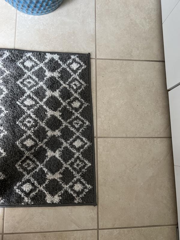 Customer photo for review titled "Runner rug"