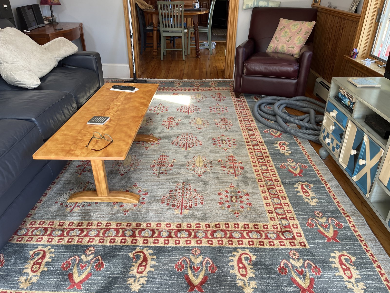 Customer photo for review titled "8x11 rug"