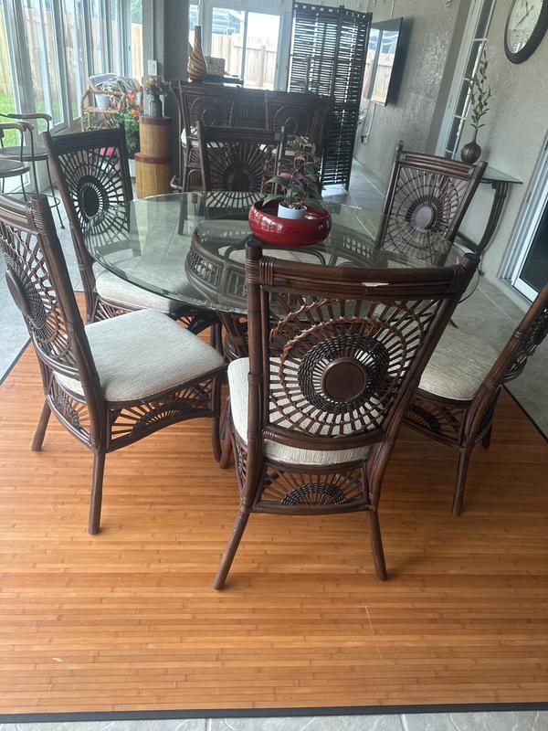 Customer photo for review titled "Looks great on my enclosed patio"