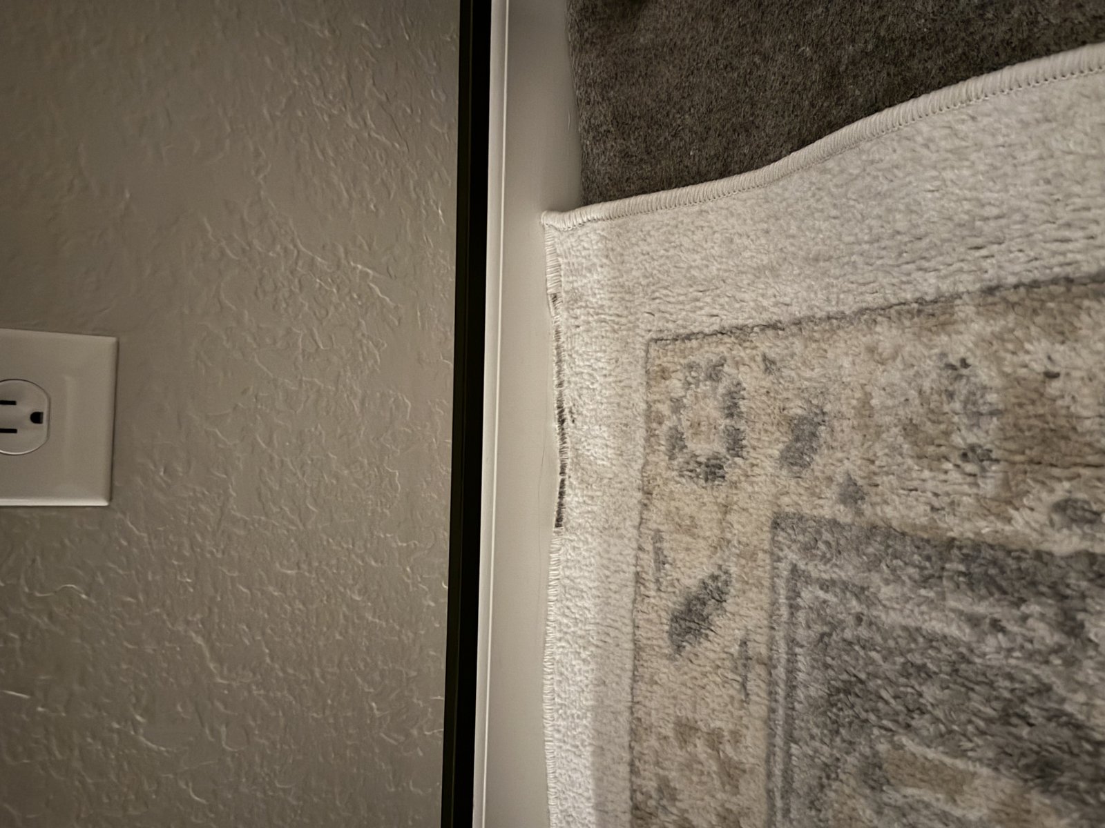 Customer photo for review titled "Came dirty and no response"