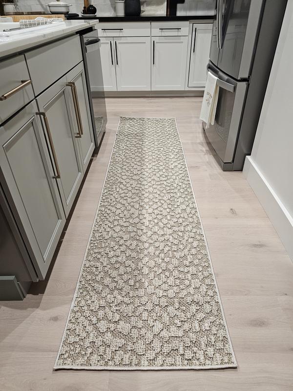 Customer photo for review titled "Some flaws"