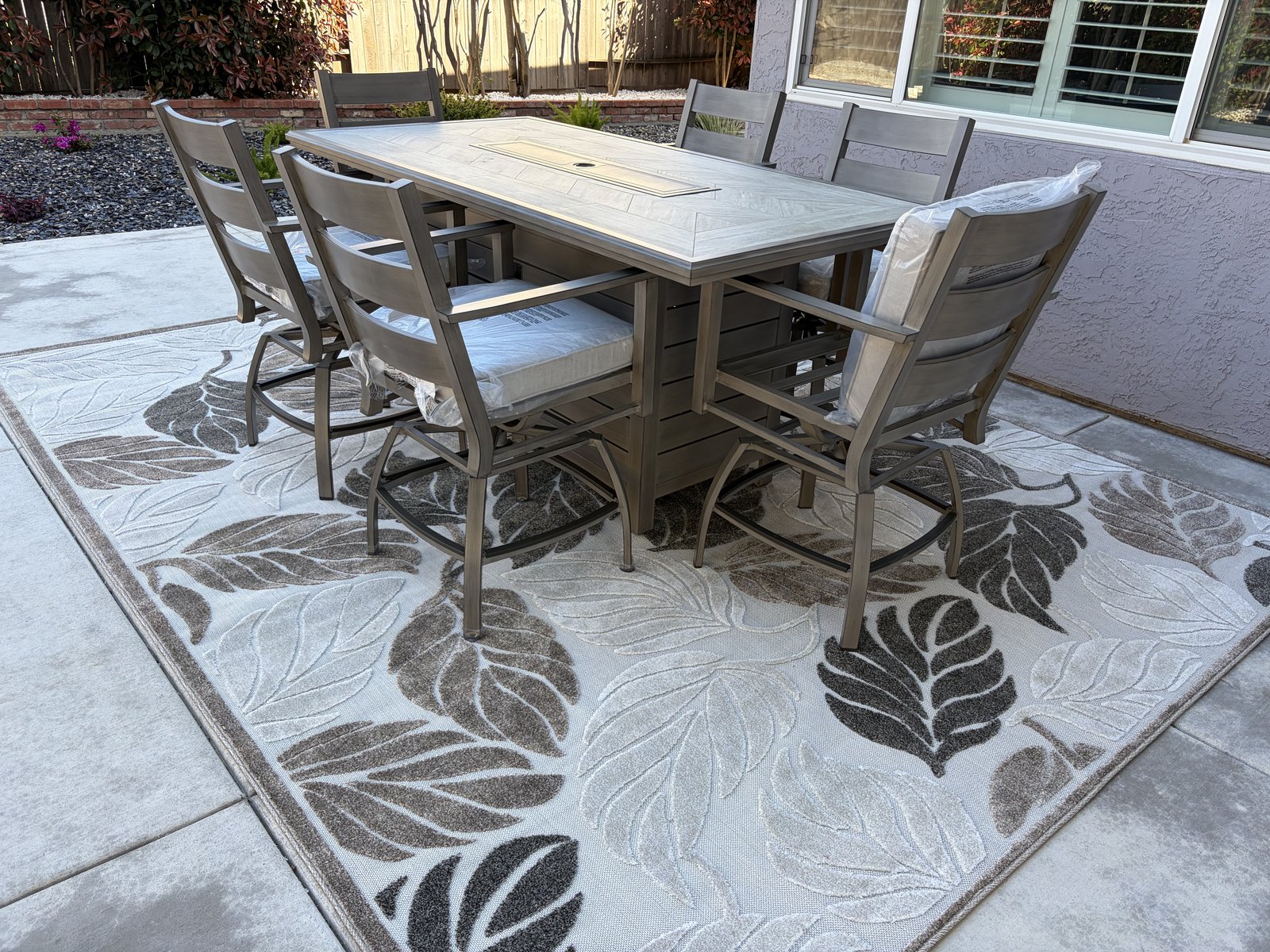 Customer photo for review titled "I Love This Rug!"