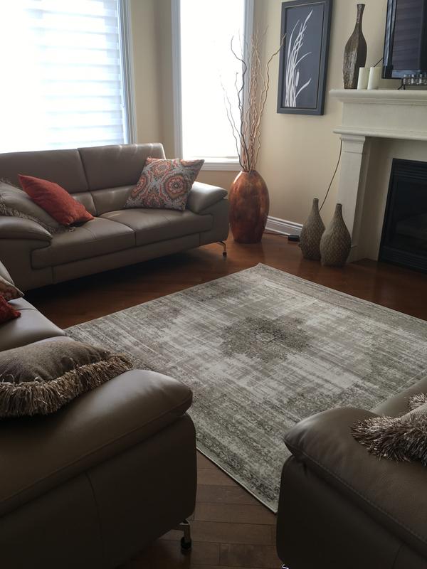 Customer photo for review titled "GREAT SERVICE AND LOVE THE RUG!"