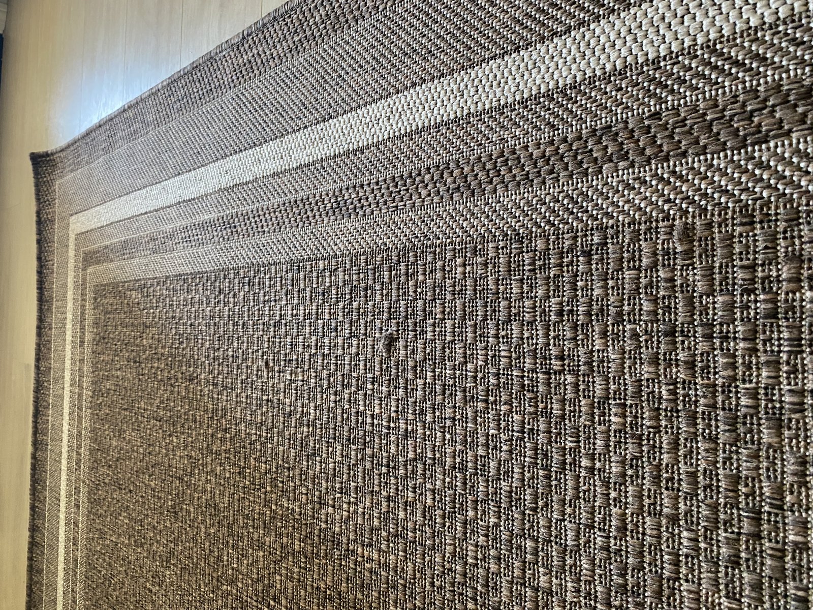 Customer photo for review titled "Poor"