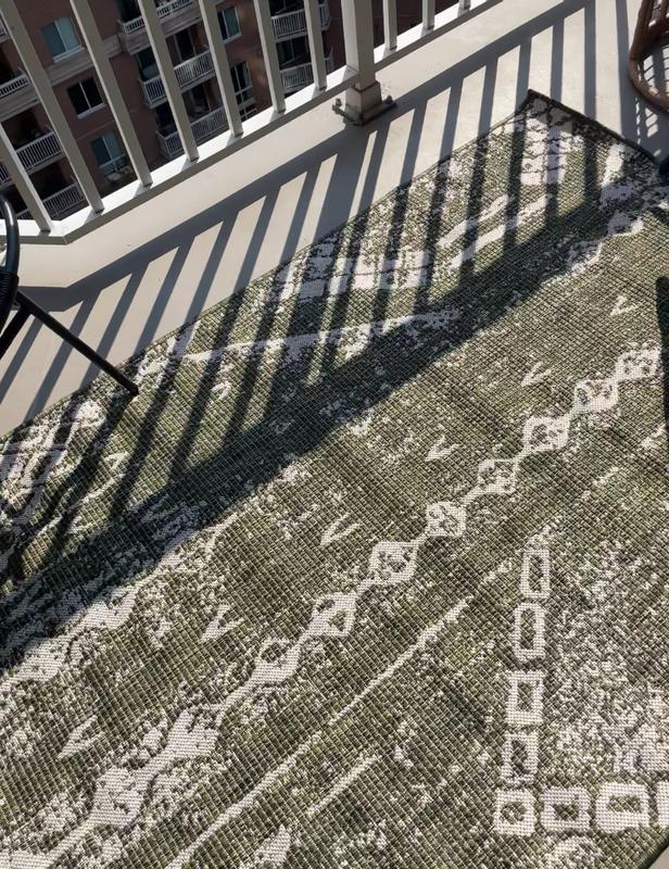 Customer photo for review titled "Bohemian Rug"