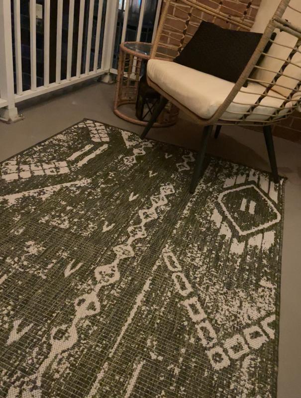 Customer photo for review titled "Bohemian Rug"