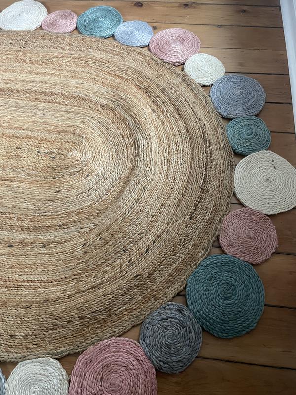 Customer photo for review titled "Poorly made"