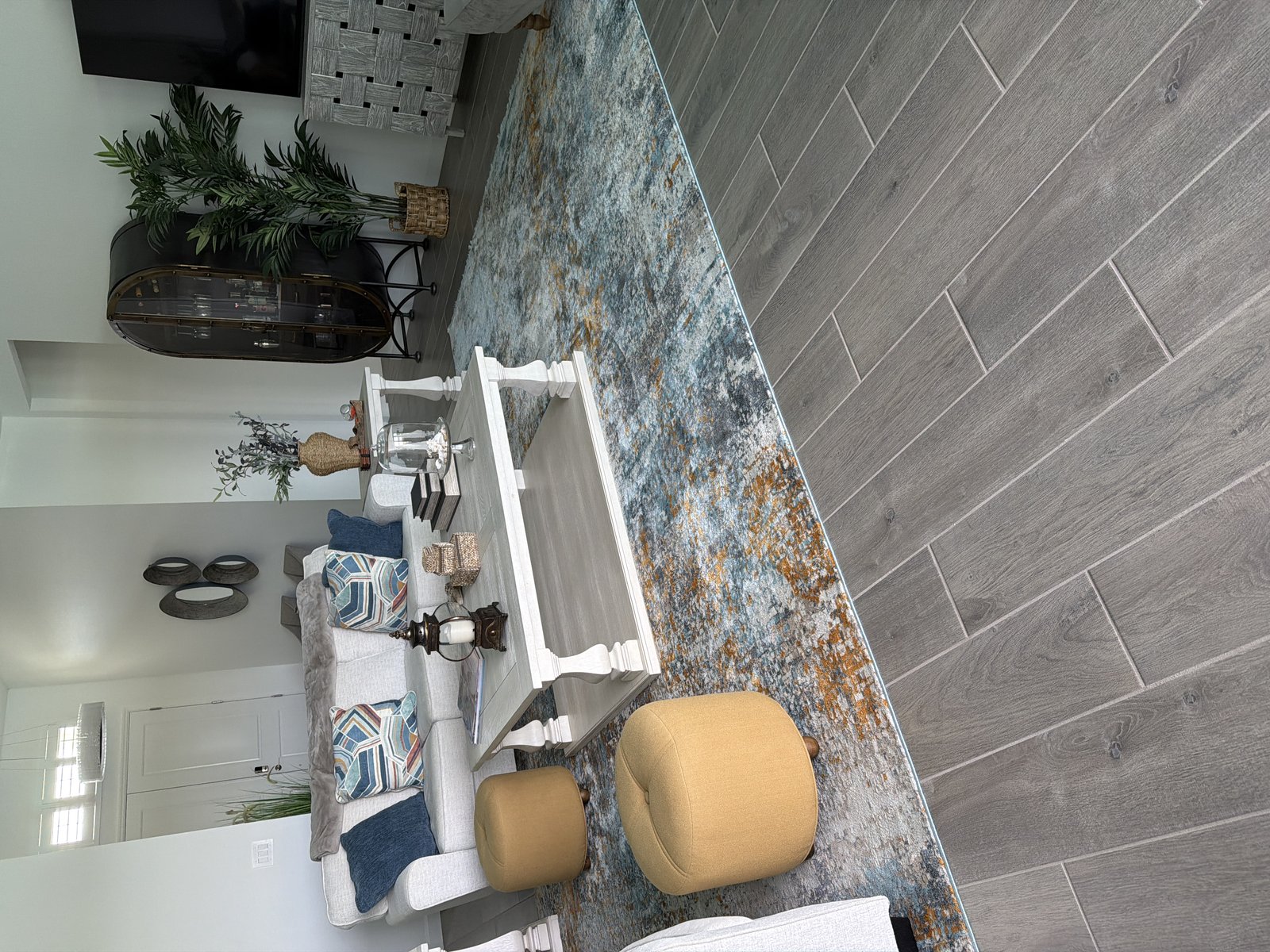 Customer photo for review titled "Beautiful Rug"