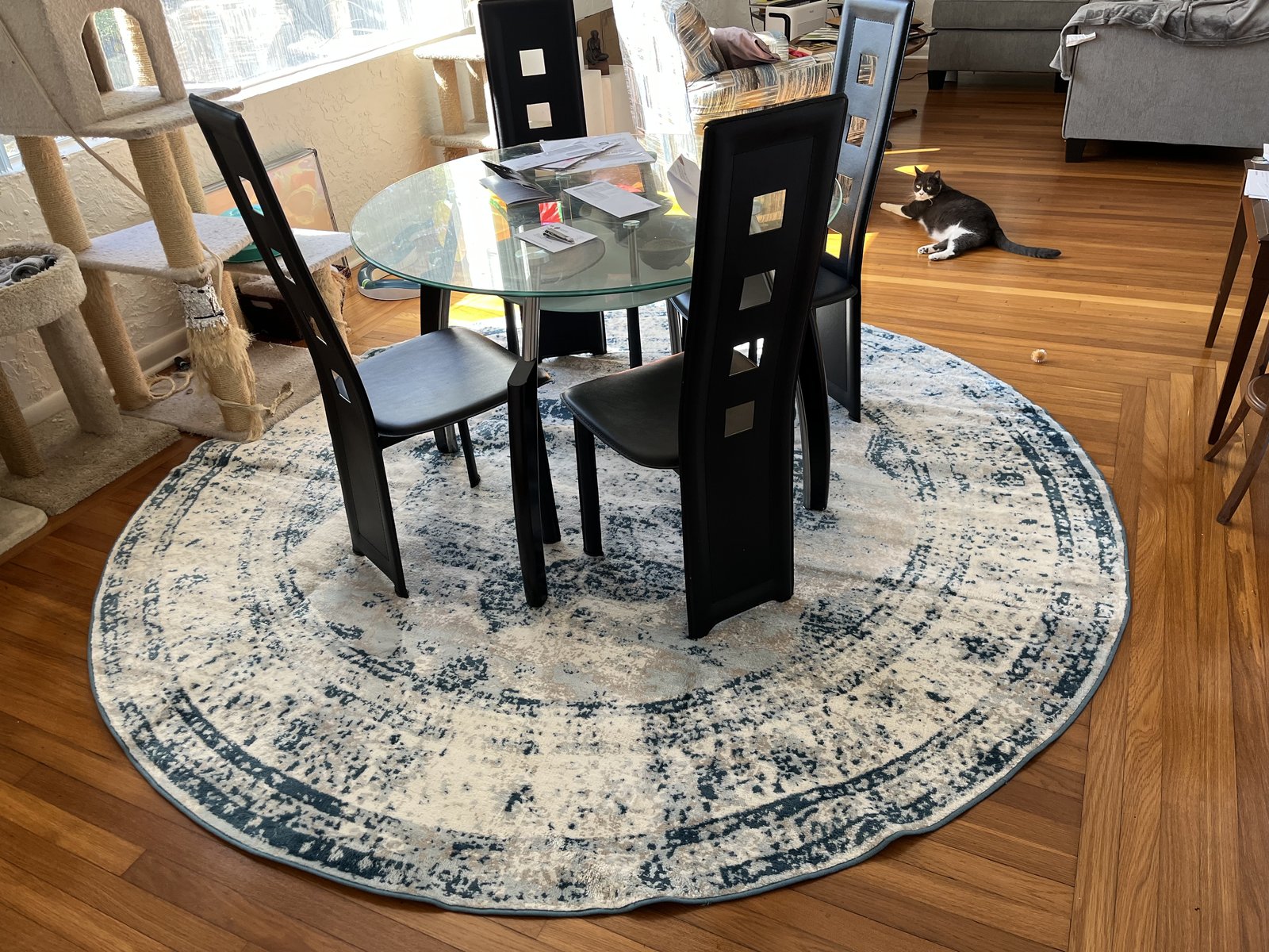 Customer photo for review titled "Adds to the room"