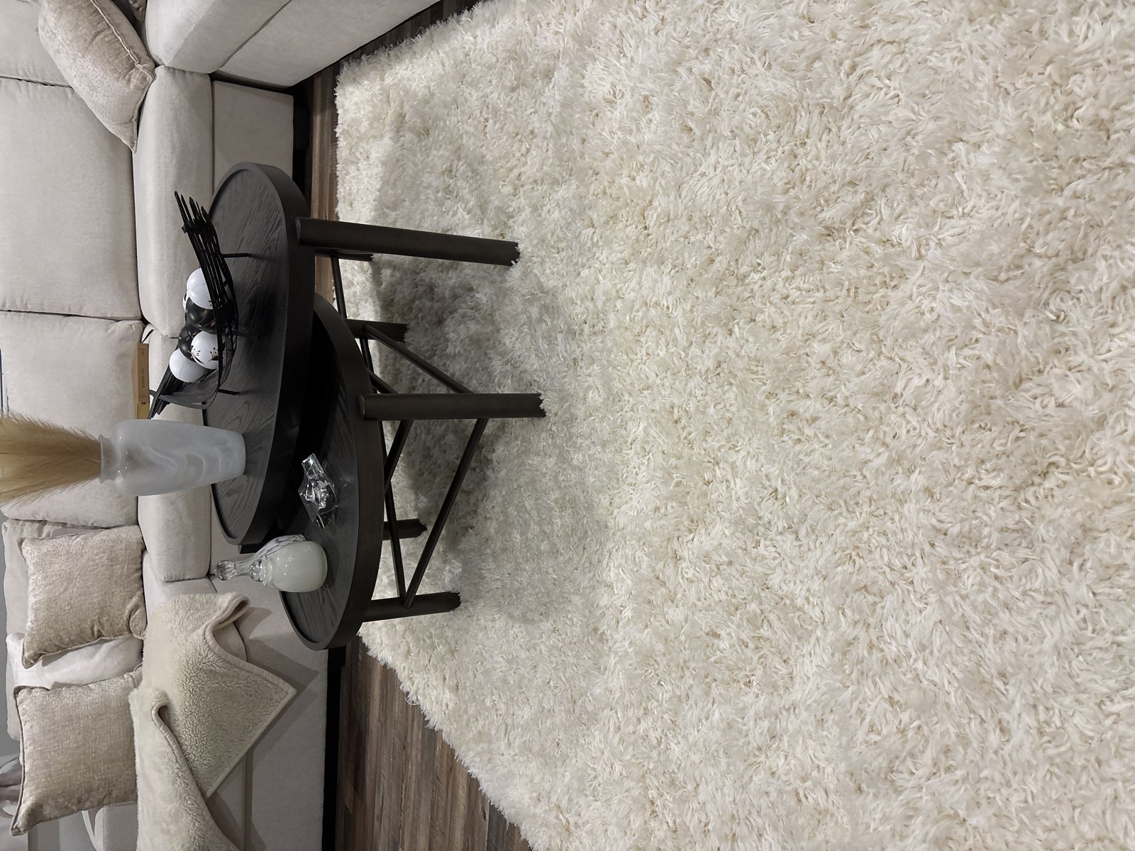 Customer photo for review titled "Beautiful rug"