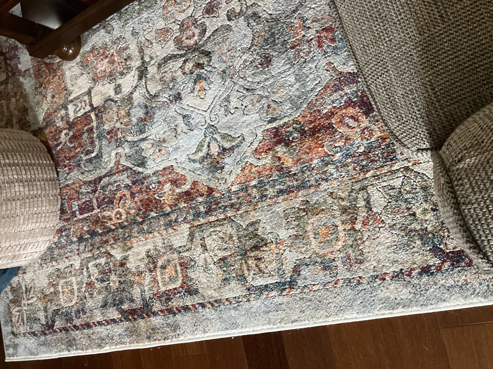 Customer photo for review titled "Good quality, color doesn’t match well with images"