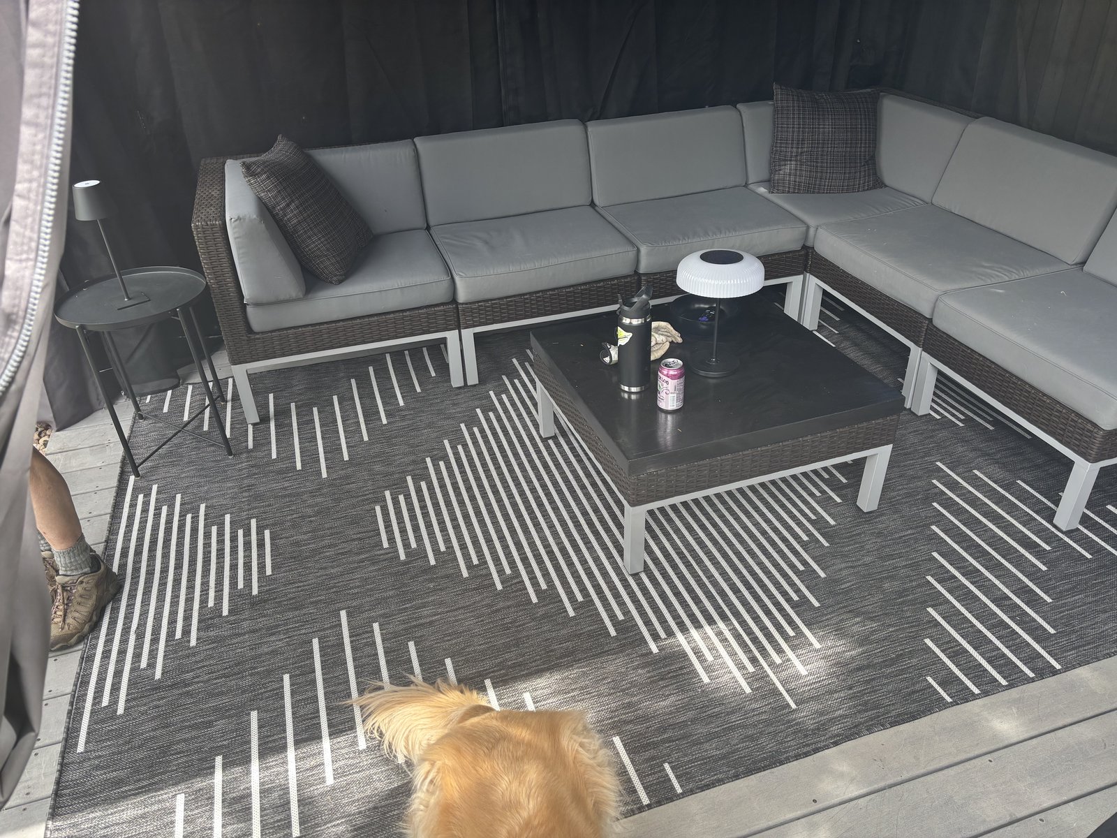 Customer photo for review titled "Very nice outdoor rug"